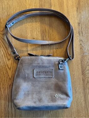 Bed|Stü Ventura Handcrafted Leather Crossbody - Distressed Tan